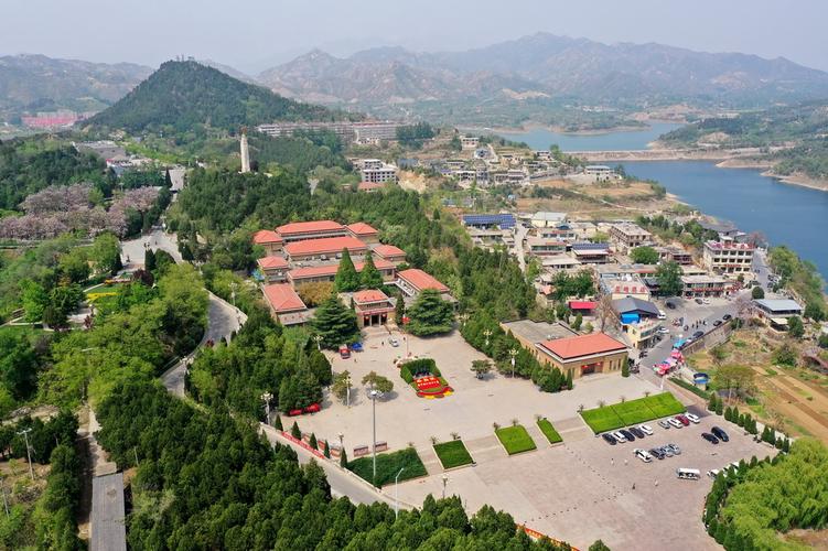 西柏坡廉政教育：为企事业单位注入清廉基因