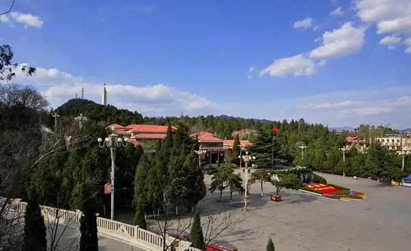 西柏坡红色教育培训：从“两个务必”寻党建与干部成长养分