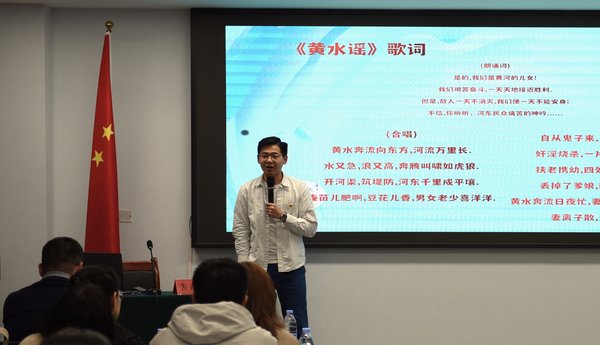 以西柏坡红色教育培训为抓手 打