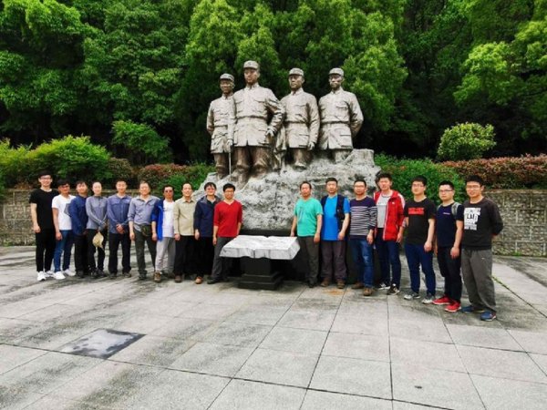 清明缅怀英魂，党员干部筑牢信仰根基：西柏坡3个核心收获