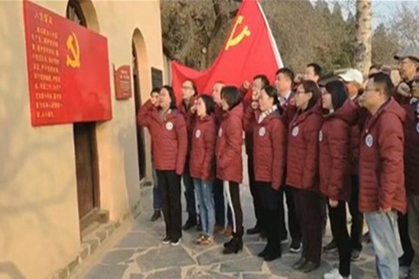 西柏坡党建培训成干部清明首选，消费新亮点揭秘
