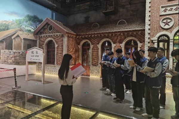 红色教育锻造含新量人才 石家庄革命史培训启示