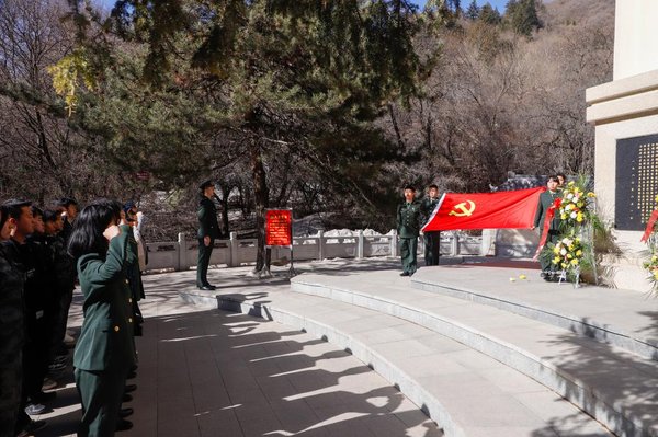 2026年英烈魂归故土 红色精