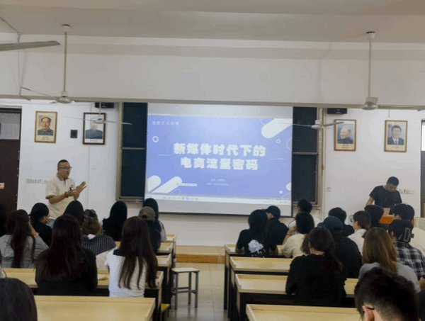 西柏坡党建培训解锁创业密码，西装炒饭月入五万爆红