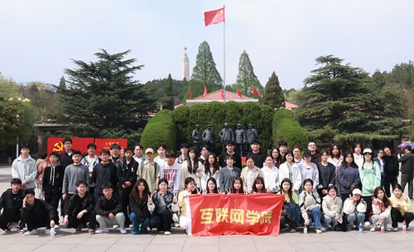 西柏坡红色培训赋能石家庄干部 3招助中国服务出海