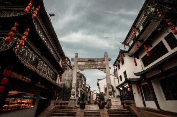 数字看长征回望英雄路 石家庄革命历史助力党员干部补足精神钙质